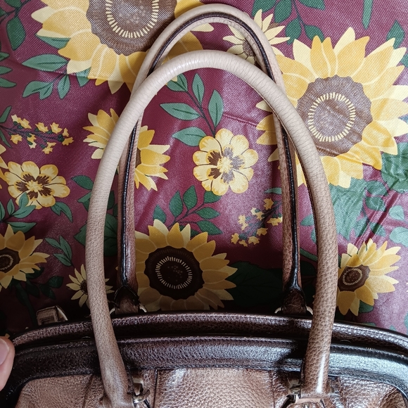 *Genuine Vintage Prada Leather Ombre bag!* - Picture 10 of 14